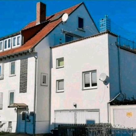 Stilvolle Ferienwohnung Free Parking, Space, Wlan Niestetal Eksteriør billede
