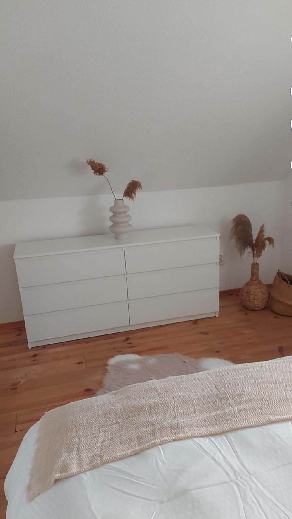Stilvolle Ferienwohnung Free Parking, Space, Wlan Niestetal Eksteriør billede